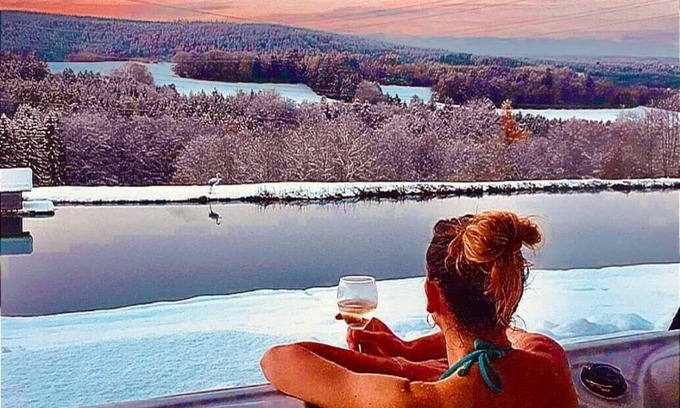 Anould Cottage | Cabane moderne et atypique au calme face à la nature, avec spa privatif