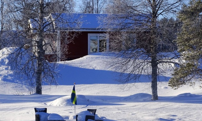 Rodvattnet Ski Chalet | Cabin 1 with jetty directly on the lake