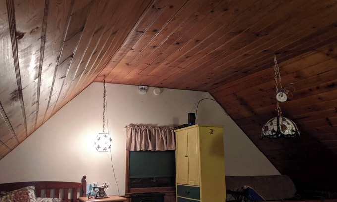Crestline Cabin | Cabin 10 minute walk to Lake Gregory