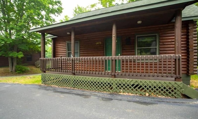 Gaylord House | Cabin 2475 - Eye-Catching Log Cabin inside Resort