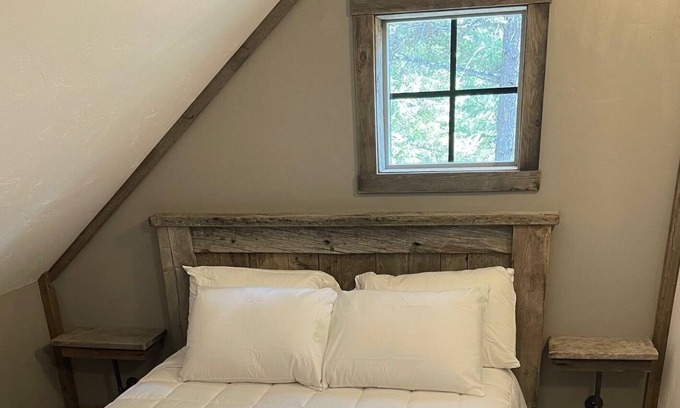 Whitefish Cabin | Cabin #3 at Grizzly Ridge Retreats