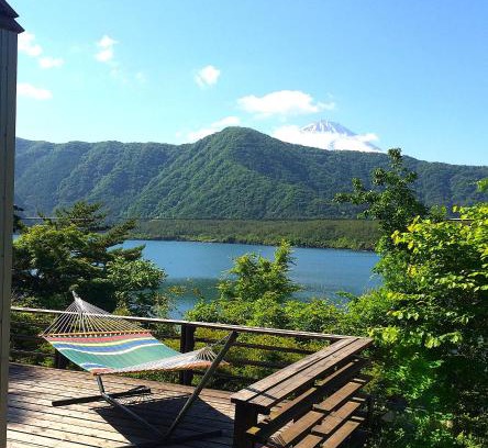 Fujikawaguchiko House | Cabin F Lake Saiko 1 min Mt Fuji Lakeview Villa Sleeps 10 BBQ Jacuzzi