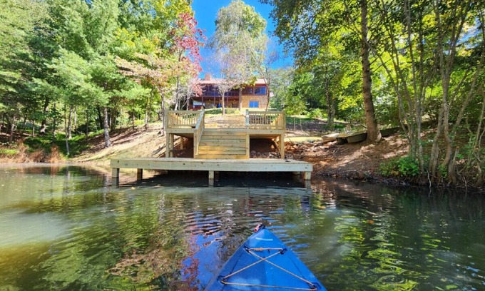 My Mountain Cabin | Cabin in the Blue Ridge mountains on private lake!