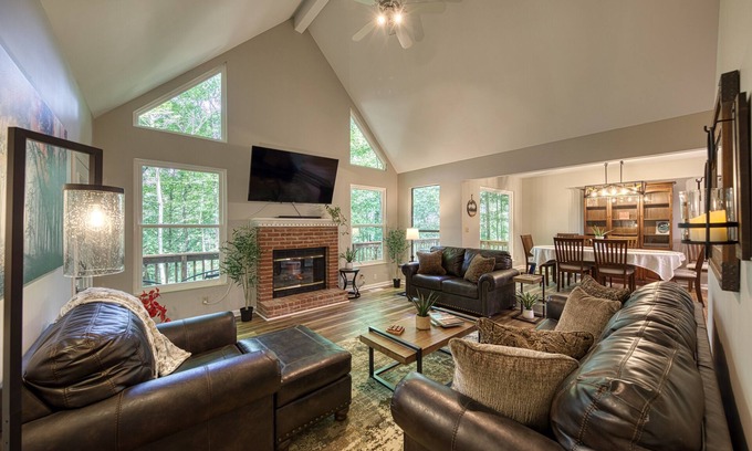 Ashley Oaks Cabin | Cabin In The City - Hot Tub, Fire Pit & Forest Trails