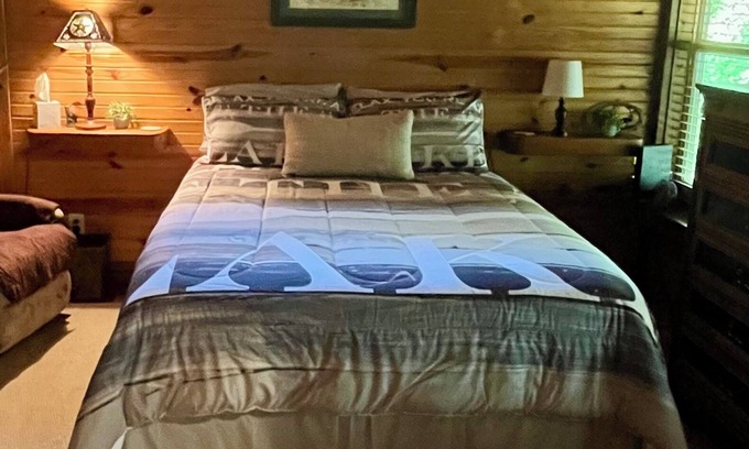 Cookson Cabin | Cabin In The Woods at Lake Tenkiller