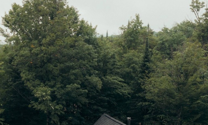 Lac Superieur Village Cabin | Cabin Spahaus - Luxury spa getaway near Tremblant