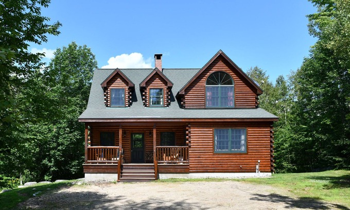 Greenwood House | Cabin w/Views, Grill, Sauna, Pool Table, Games
