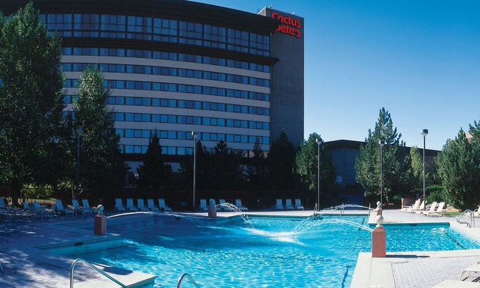 Jackpot Hotel | Cactus Petes Resort Casino & Horseshu Hotel