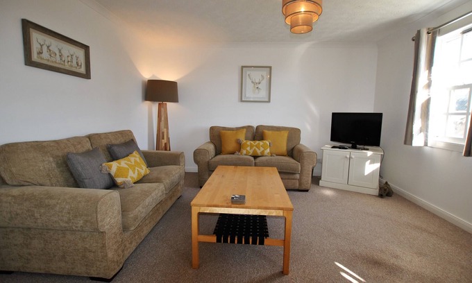 Anstruther Apartment | Calabeinn - Two Bedroom Apartment, Sleeps 4