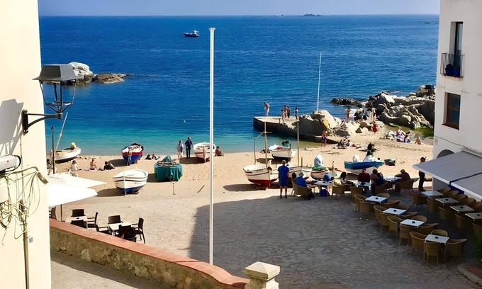 Calella de Palafrugell Apartment | Calella Port Bo - Sea, Sand & Sun!