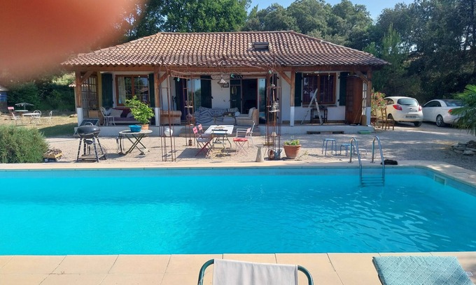 Grambois House | "California" a house in the Luberon, with a large swimming pool, sleeps 3