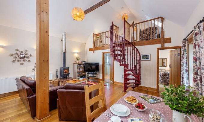 Truro Cottage | Callestock Courtyard Cottages - Wheal Busy charming detached cottage perfect for your honeymoon