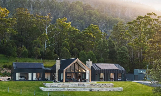 Kangaroo Valley Hotel | Cally Mill Farm, Kangaroo Valley