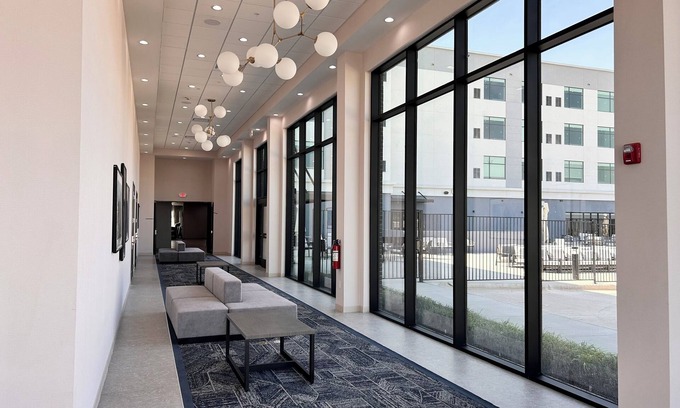 Roanoke Hotel | Cambria Hotel Northlake Conference Center - Roanoke
