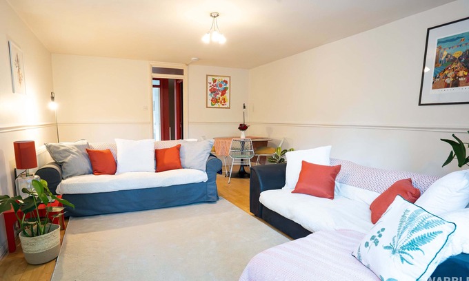Camden Town with Primrose Hill Apartment | Camden, spacious, convenient and comfortable, close to Central Londonnnn