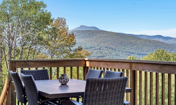 Waterbury House | Camel's Hump View Ski House - 10 miles to Stowe!