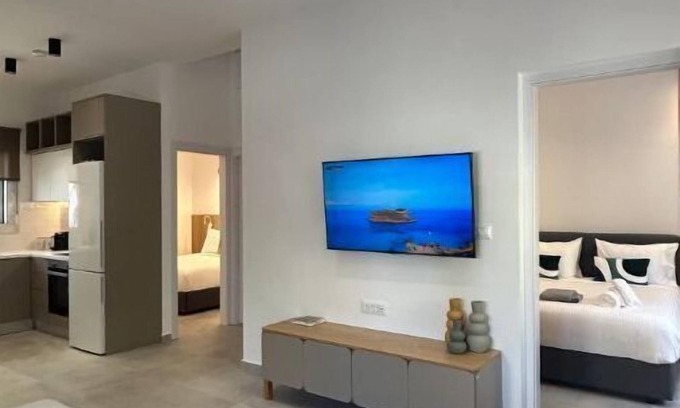 Nea Chora Apartment | Camelia home is a cozy apartment in the heart of the city with private parking.