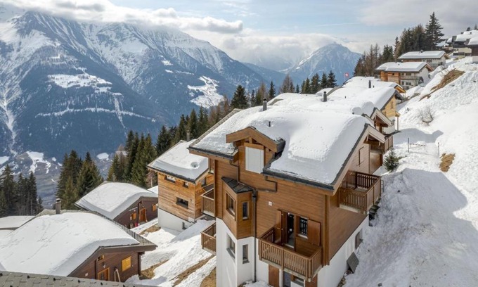 Bettmeralp Apartment | Camelot 3