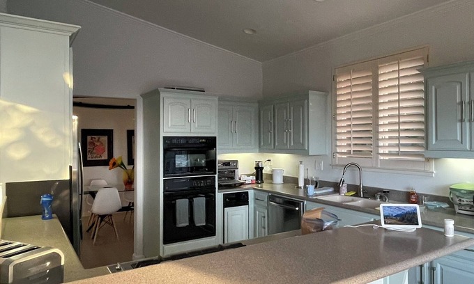 Carmel House | Camp Locum - Charming 3-bedroom house in wonderful Carmel-by-the-Sea