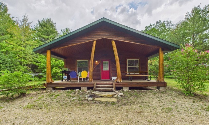 Munising Cabin | Camp Take 5-Secluded 2 Bedroom Cabin-15 Miles to Munising