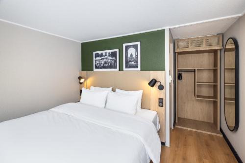 Artigues-pres-Bordeaux Hotel | Campanile NATURE - Bordeaux Est Artigues