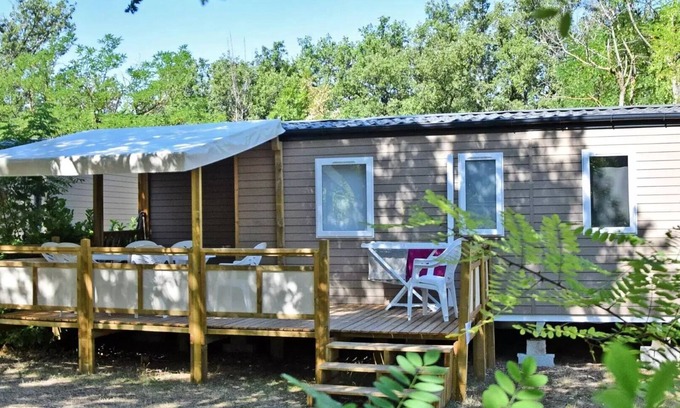 Saint-Mitre-les-Remparts House | Camping Félix de la bastide * - Mobile Home Arkansas. Comfort 4 room apartment for 8 people Air-conditioned