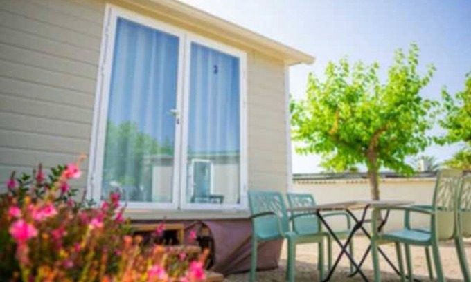 Vilafortuny House | Camping 1 étoile - Piscine - eeeeaf
