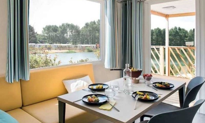 Quartier du Casino House | Camping 3 étoiles - Parc aquatique - eehagb