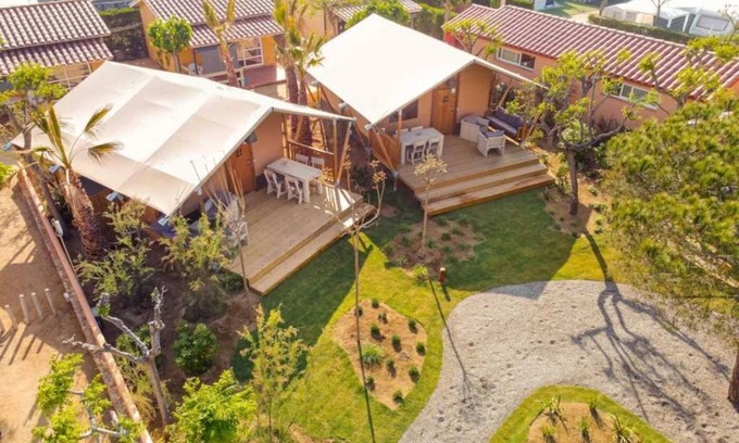 Malgrat de Mar House | Camping 4 étoiles - Piscine - efaheg