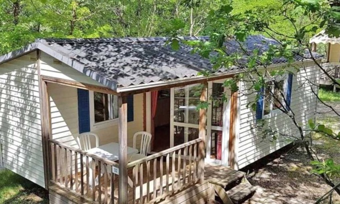 Moustiers-Sainte-Marie House | Camping 3 étoiles - ccbaeih