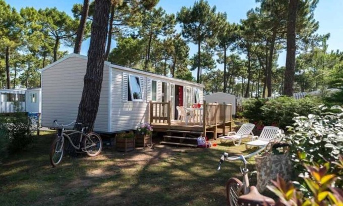 Les Mathes House | Camping - Funpass inclus - Piscine - ccaegfe