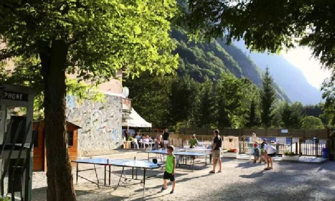 Le Bourg-d'Oisans House | Camping Le Château de Rochetaillée* - Family Confort 35m² - for people with reduced mobility - Air conditioning - TV for 4 people