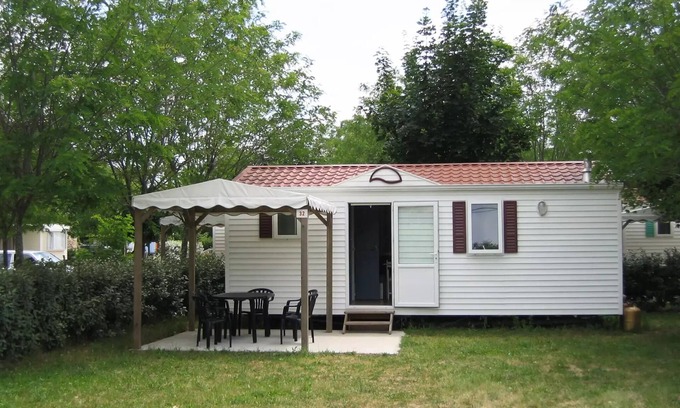 Rosieres House | Camping les Hydrangeas * - Mobile Home 3 rooms 4 people