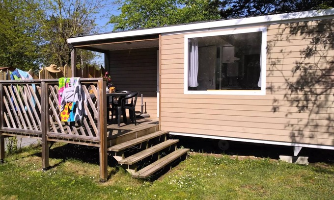 L'Aiguillon-sur-Vie House | Camping Ushuaïa Le Parc de La Grève * - Mobil Home Plaisir 3 Rooms 4 People + TV