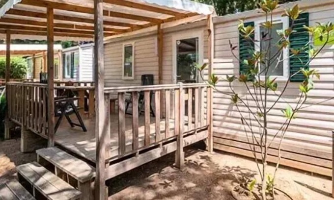 Nans-les-Pins House | Campsite Domaine de la Sainte Baume* - Comfort mobile home 2 rooms for 2 people Air-conditioned + TV