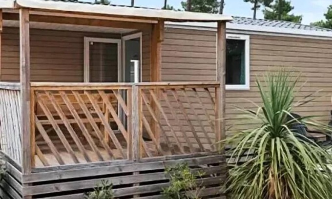 Nans-les-Pins House | Campsite Domaine de la Sainte Baume* - 3-room Comfort mobile home for 4 people Air-conditioned + TV