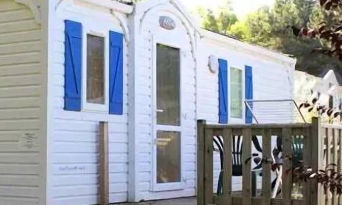 Plouezoch House | Campsite La Baie de Terenez * - Mobil home STANDARD TITANIA TV - 3 bedrooms 30m2 6 people