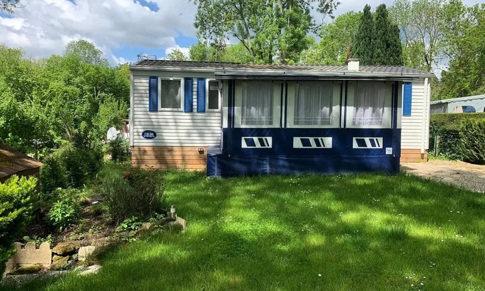 Saint-Leu-dEsserent House | Campsite Le Pré des Moines * - Mobil-home LAVANDE + 3 bedrooms 2 to 6 people - 2 pers. included in the tariff