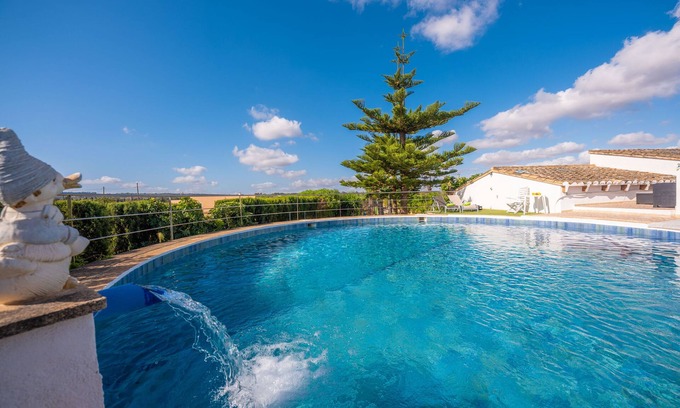 Llubi Villa | Can Pintat (Llubí) - Two Bedroom Villa, Sleeps 4