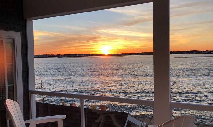 Ocean City Condo | 🏖️Can't Beat Views Poolside or Condo Balcony🏖️