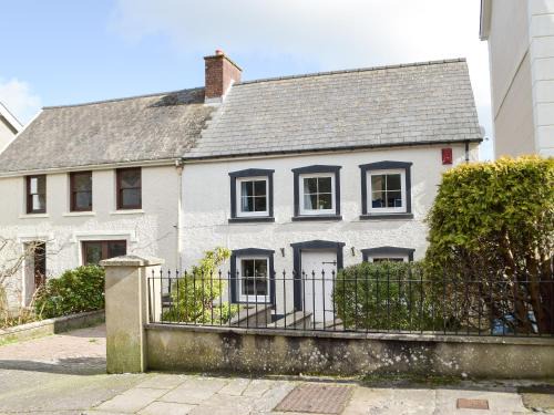 Earby House | Can-Y-Mor - Uk13379
