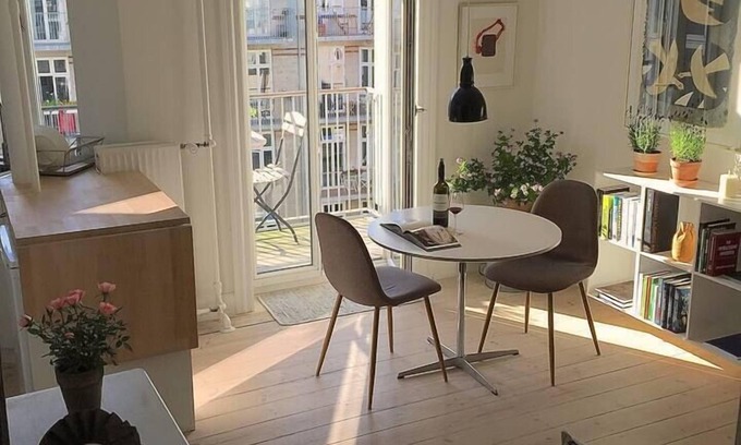 Christianshavn Apartment | Canal Calm apt Summar