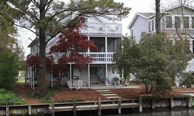South Bethany Harbor House | Canal House - Relaxing Family Retreat