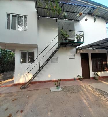 Polhena House | Canalside resort