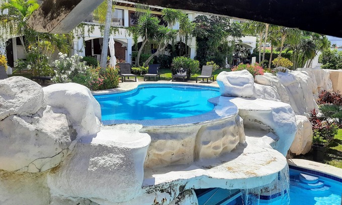Zona Hotelera House | Cancún Energy, Tulum Spirit Luxe & Private Stay
