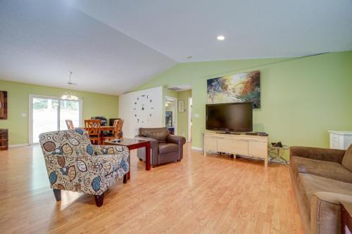 Candler House | Candler Home with Large Deck Hike, Bike and Unwind!