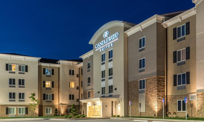 Columbia Hotel | Candlewood Suites Columbia Hwy 63 & I-70 by IHG
