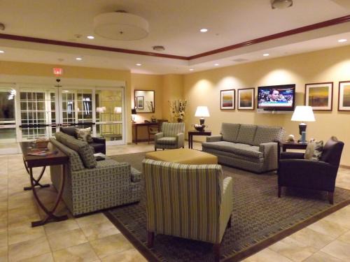 Fredericksburg Hotel | Candlewood Suites Fredericksburg by IHG