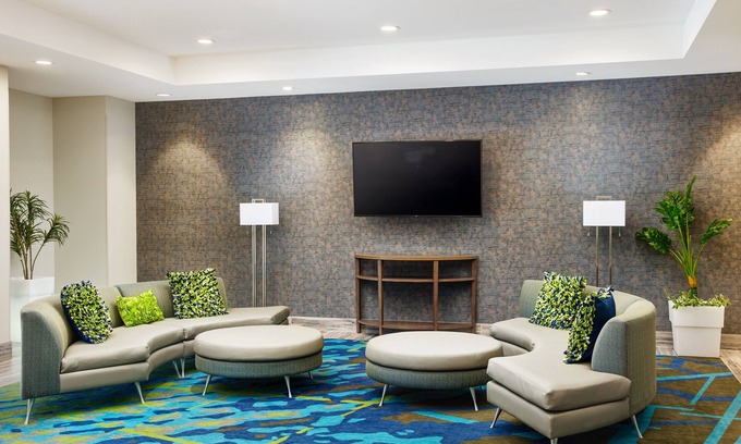 Lebanon Hotel | Candlewood Suites Lebanon by IHG