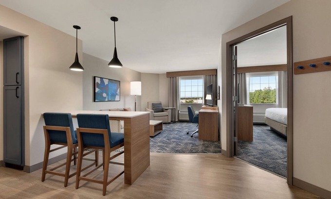 Wake Forest Hotel | Candlewood Suites WAKE FOREST RALEIGH AREA by IHG